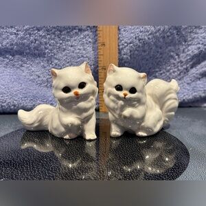 Vintage Napcoware White Persian Cat pair #9202